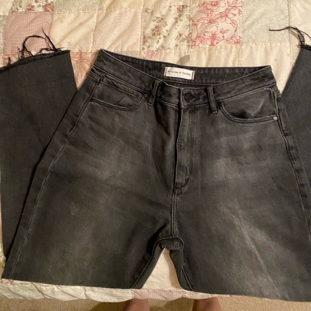 Black frayed jeans by articles of society, size 27